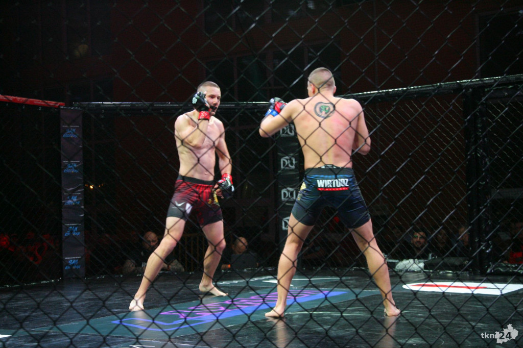 Wielkie emocje na gali MMA Wirtuoz Challenge Lucky 7 w Radoszycach! [fotogaleria]