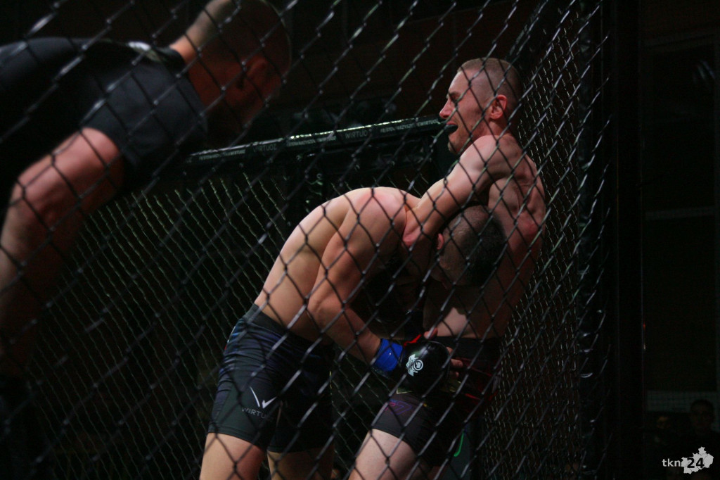 Wielkie emocje na gali MMA Wirtuoz Challenge Lucky 7 w Radoszycach! [fotogaleria]