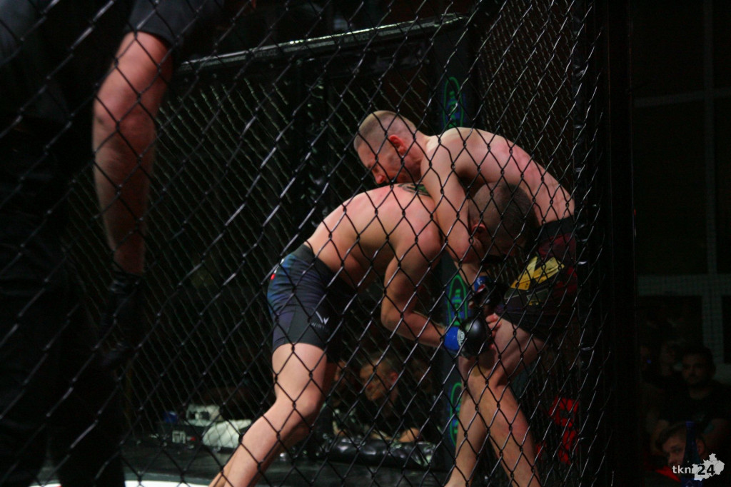Wielkie emocje na gali MMA Wirtuoz Challenge Lucky 7 w Radoszycach! [fotogaleria]