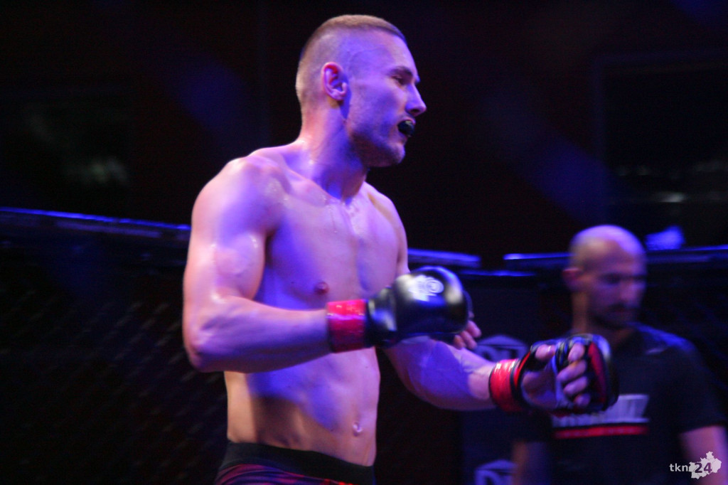Wielkie emocje na gali MMA Wirtuoz Challenge Lucky 7 w Radoszycach! [fotogaleria]
