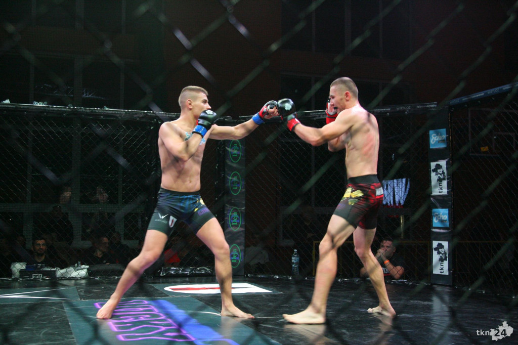 Wielkie emocje na gali MMA Wirtuoz Challenge Lucky 7 w Radoszycach! [fotogaleria]