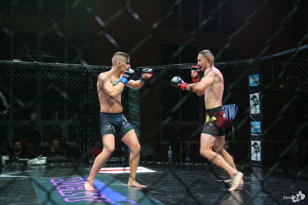 Wielkie emocje na gali MMA Wirtuoz Challenge Lucky 7 w Radoszycach! [fotogaleria]