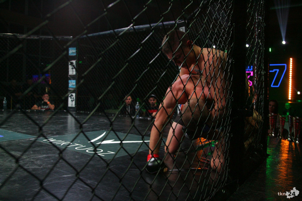 Wielkie emocje na gali MMA Wirtuoz Challenge Lucky 7 w Radoszycach! [fotogaleria]