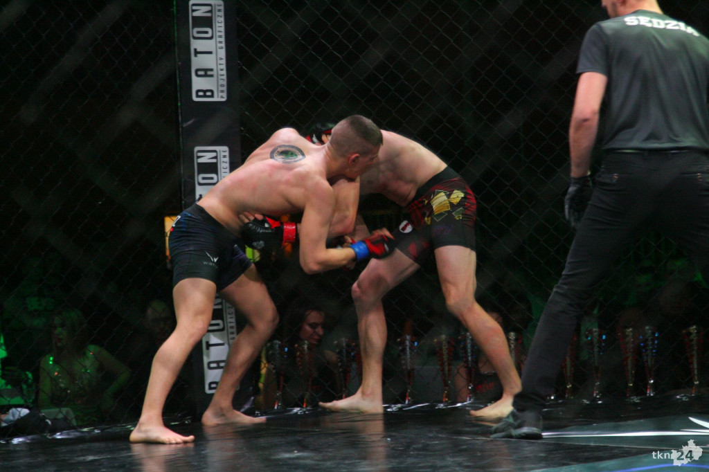 Wielkie emocje na gali MMA Wirtuoz Challenge Lucky 7 w Radoszycach! [fotogaleria]