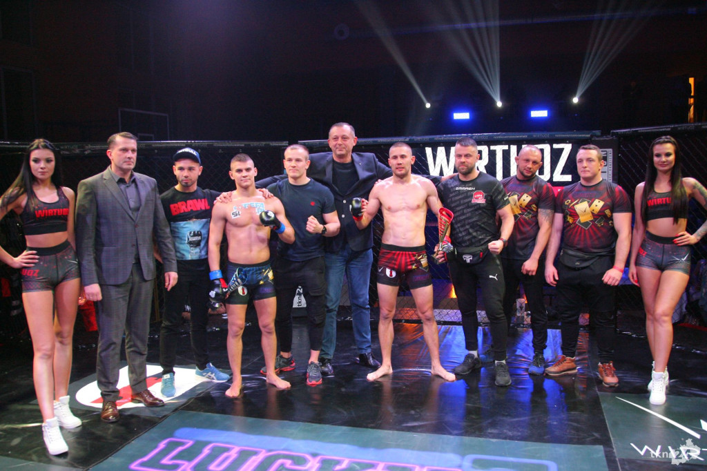 Wielkie emocje na gali MMA Wirtuoz Challenge Lucky 7 w Radoszycach! [fotogaleria]