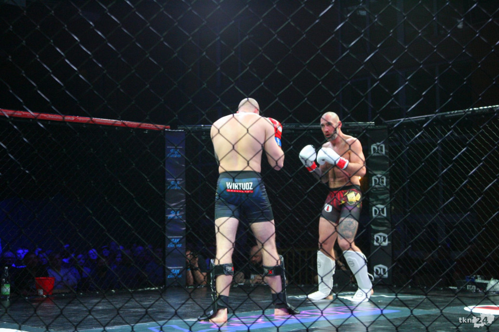 Wielkie emocje na gali MMA Wirtuoz Challenge Lucky 7 w Radoszycach! [fotogaleria]