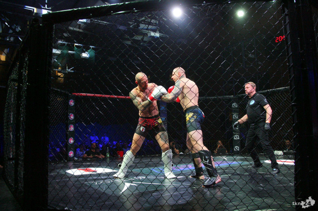 Wielkie emocje na gali MMA Wirtuoz Challenge Lucky 7 w Radoszycach! [fotogaleria]