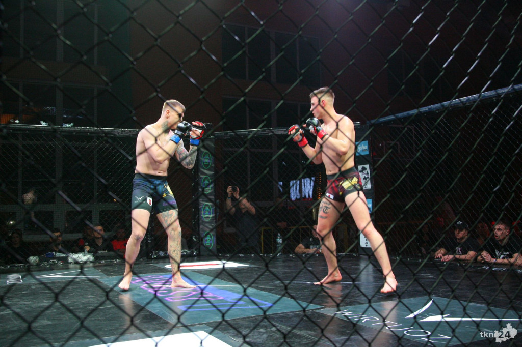 Wielkie emocje na gali MMA Wirtuoz Challenge Lucky 7 w Radoszycach! [fotogaleria]
