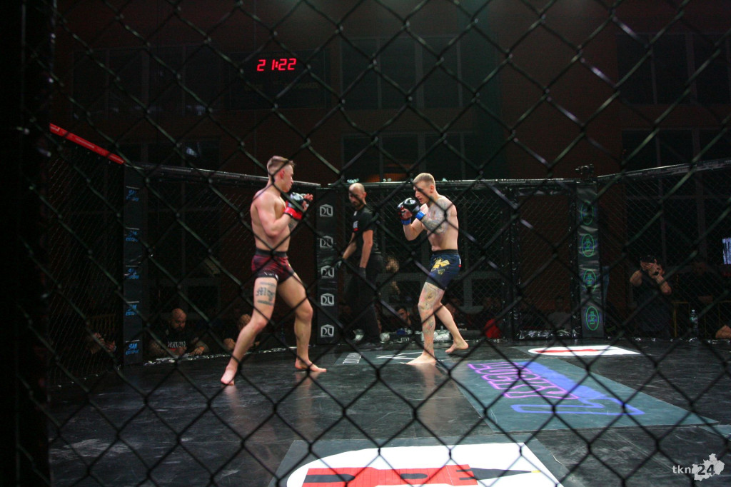 Wielkie emocje na gali MMA Wirtuoz Challenge Lucky 7 w Radoszycach! [fotogaleria]