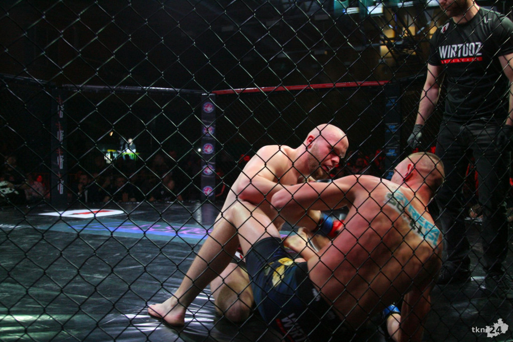 Wielkie emocje na gali MMA Wirtuoz Challenge Lucky 7 w Radoszycach! [fotogaleria]