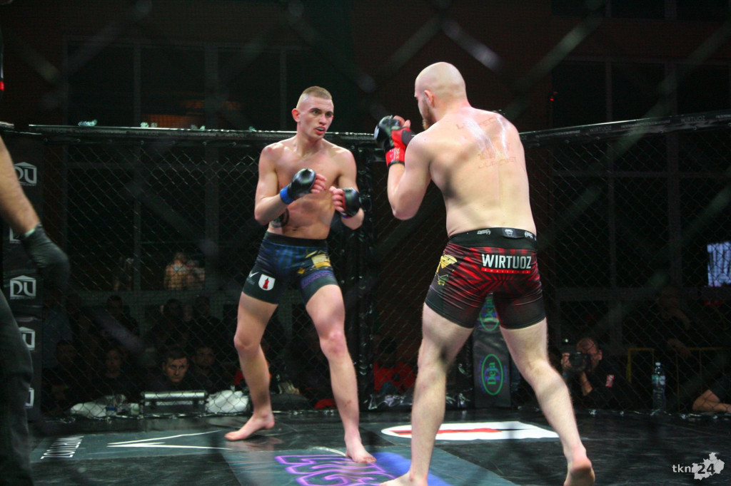 Wielkie emocje na gali MMA Wirtuoz Challenge Lucky 7 w Radoszycach! [fotogaleria]