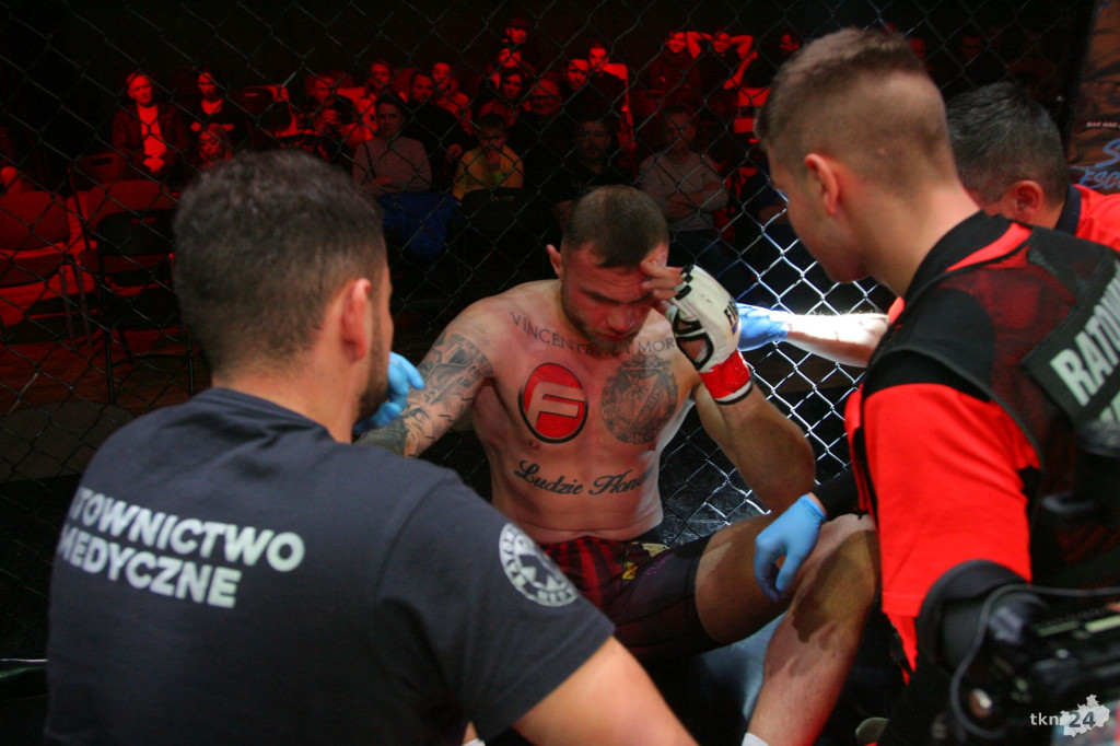 Wielkie emocje na gali MMA Wirtuoz Challenge Lucky 7 w Radoszycach! [fotogaleria]