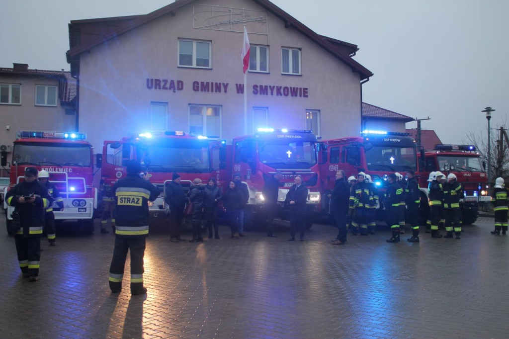 Nowy pojazd dla druhów OSP w Miedzierzy [zdjęcia]