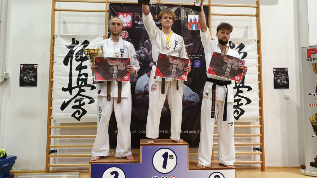 Karatecy z dobrymi występami na Pucharze Polski. Mamy seniorski medal! [zdjęcia]