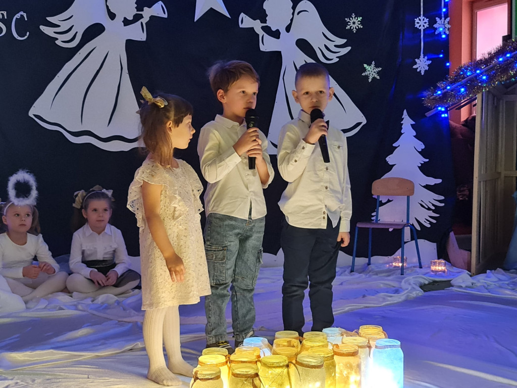 Wielopokoleniowe jasełka w Przedszkolu w Smykowie [zdjęcia]