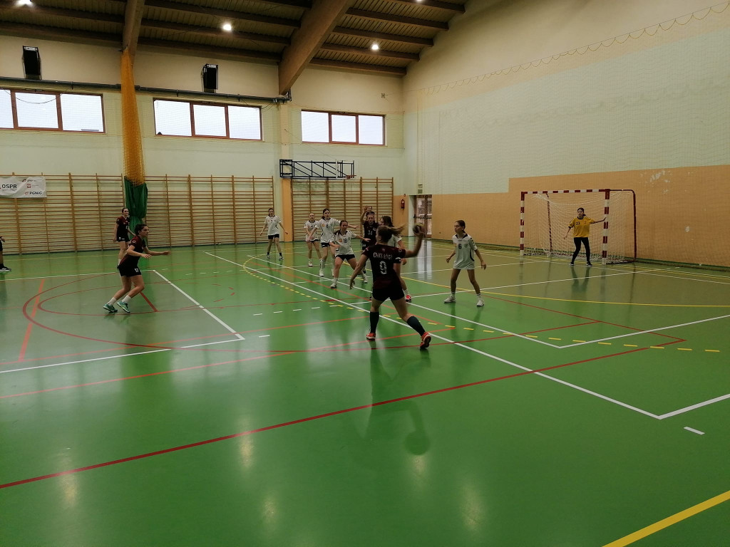 Przedświąteczna niedziela z Olimpią Końskie. Mecz dzieci i turniej juniorek! [wideo, zdjęcia]