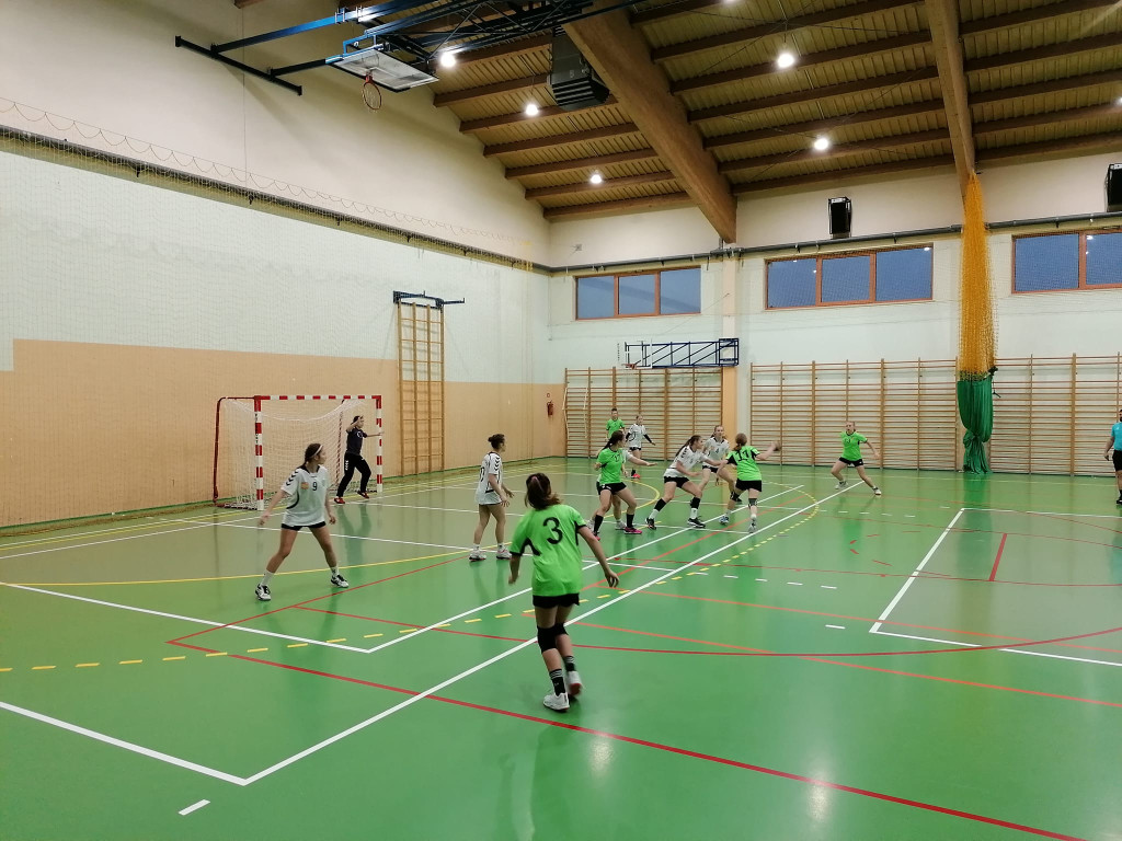 Przedświąteczna niedziela z Olimpią Końskie. Mecz dzieci i turniej juniorek! [wideo, zdjęcia]