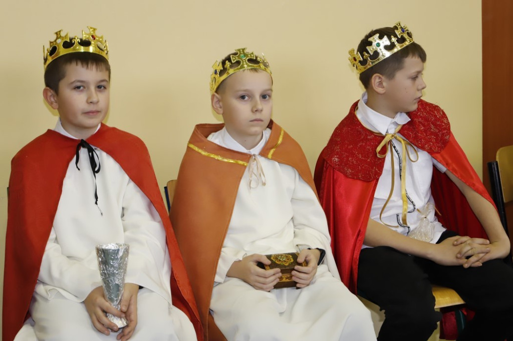 Szkolne jasełka, czyli jak dzieciaki z Gminy Smyków wyczekują świąt [zdjęcia]