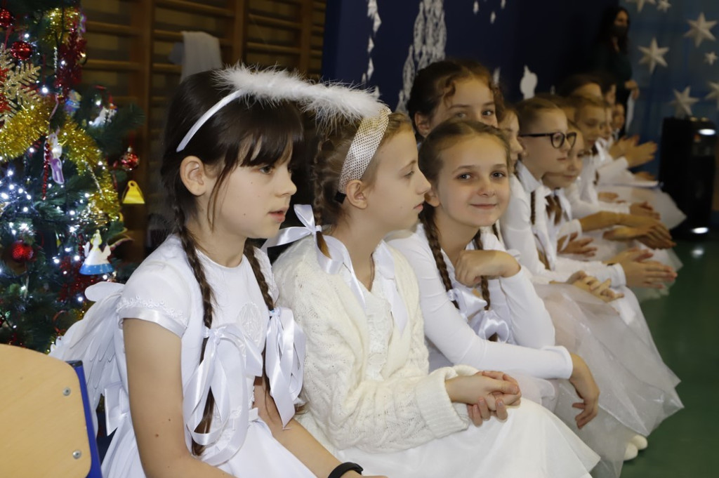 Szkolne jasełka, czyli jak dzieciaki z Gminy Smyków wyczekują świąt [zdjęcia]
