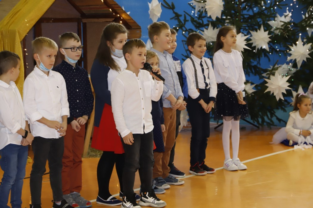 Szkolne jasełka, czyli jak dzieciaki z Gminy Smyków wyczekują świąt [zdjęcia]