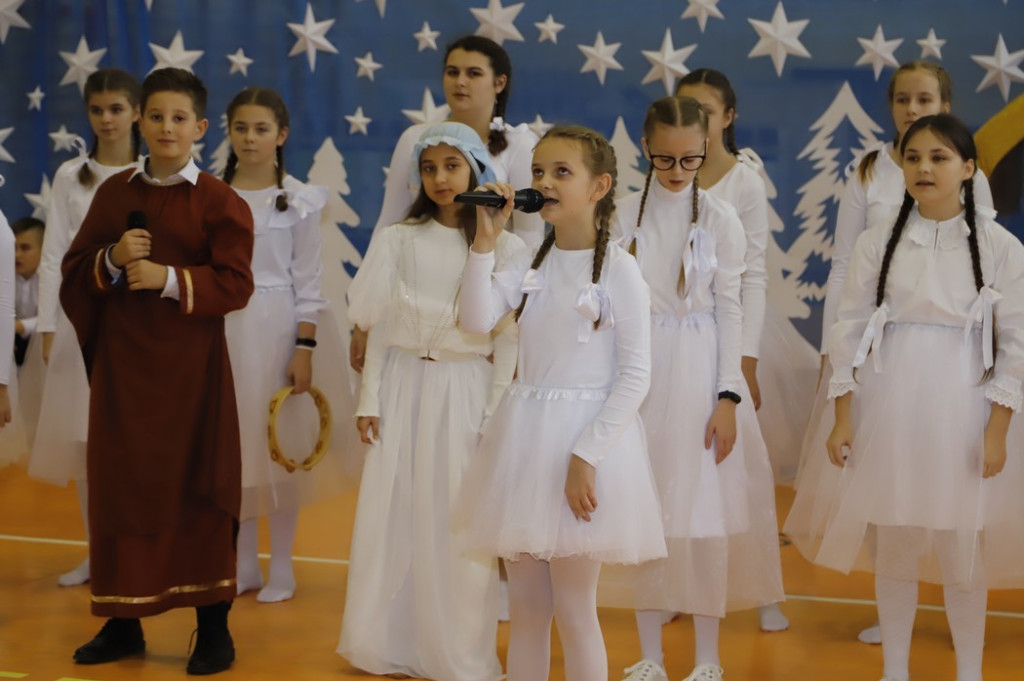 Szkolne jasełka, czyli jak dzieciaki z Gminy Smyków wyczekują świąt [zdjęcia]