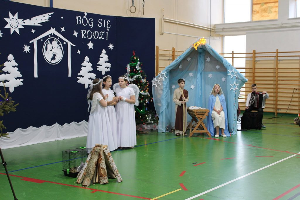 Szkolne jasełka, czyli jak dzieciaki z Gminy Smyków wyczekują świąt [zdjęcia]