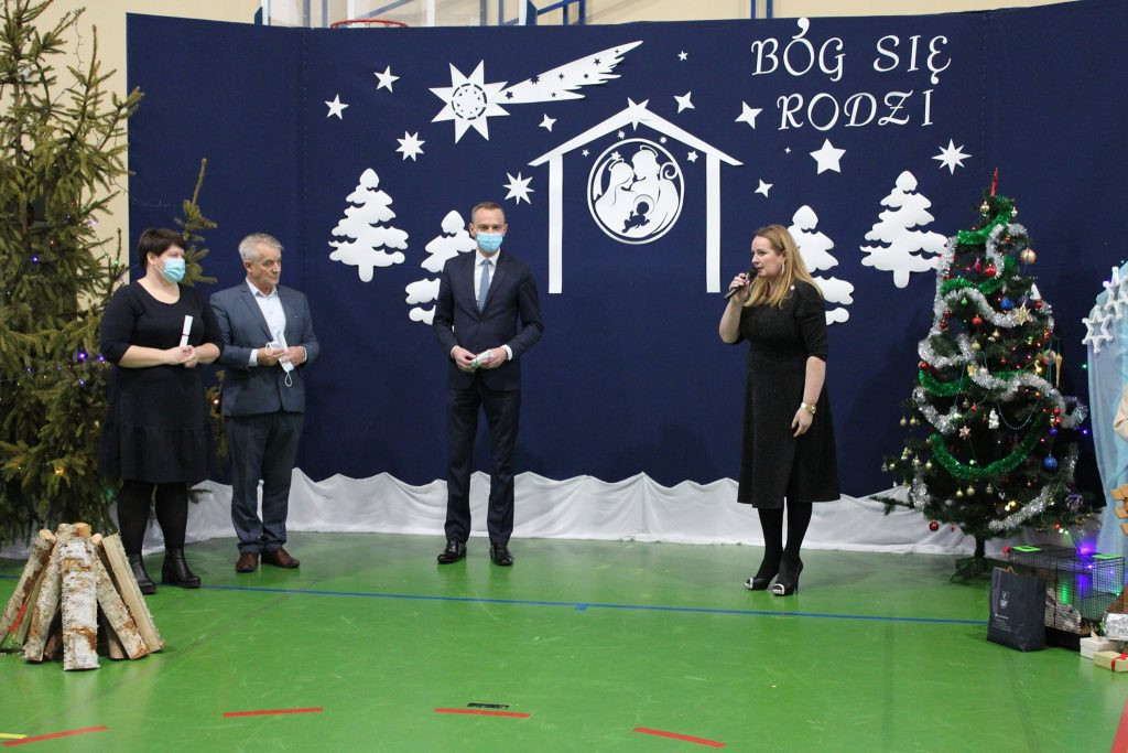 Szkolne jasełka, czyli jak dzieciaki z Gminy Smyków wyczekują świąt [zdjęcia]