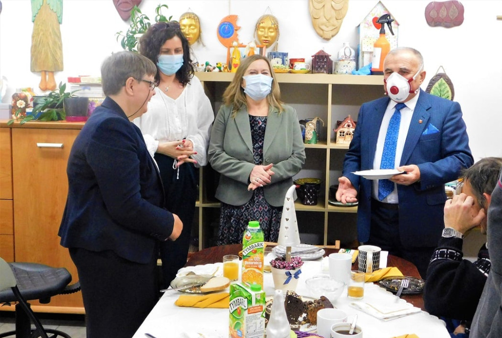 Spotkanie wigilijne w Domu Samopomocy w Stąporkowie [zdjęcia]