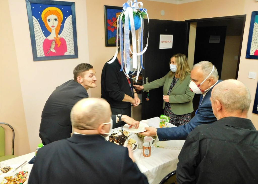 Spotkanie wigilijne w Domu Samopomocy w Stąporkowie [zdjęcia]