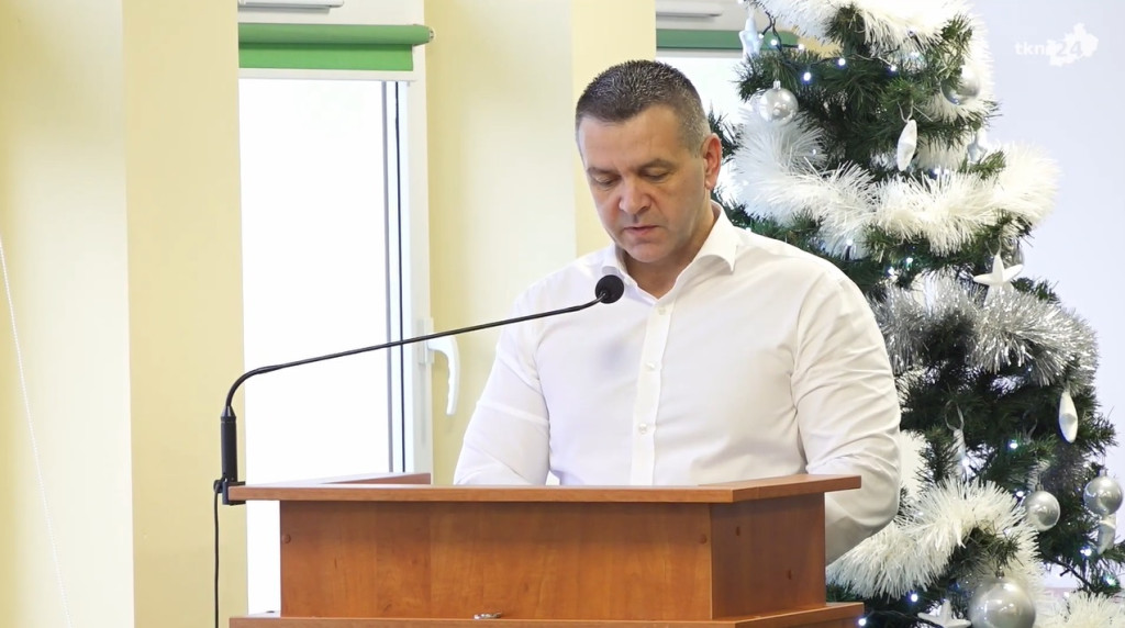 Powiat konecki ze zrównoważonym budżetem na 2022 rok [wideo, zdjęcia]