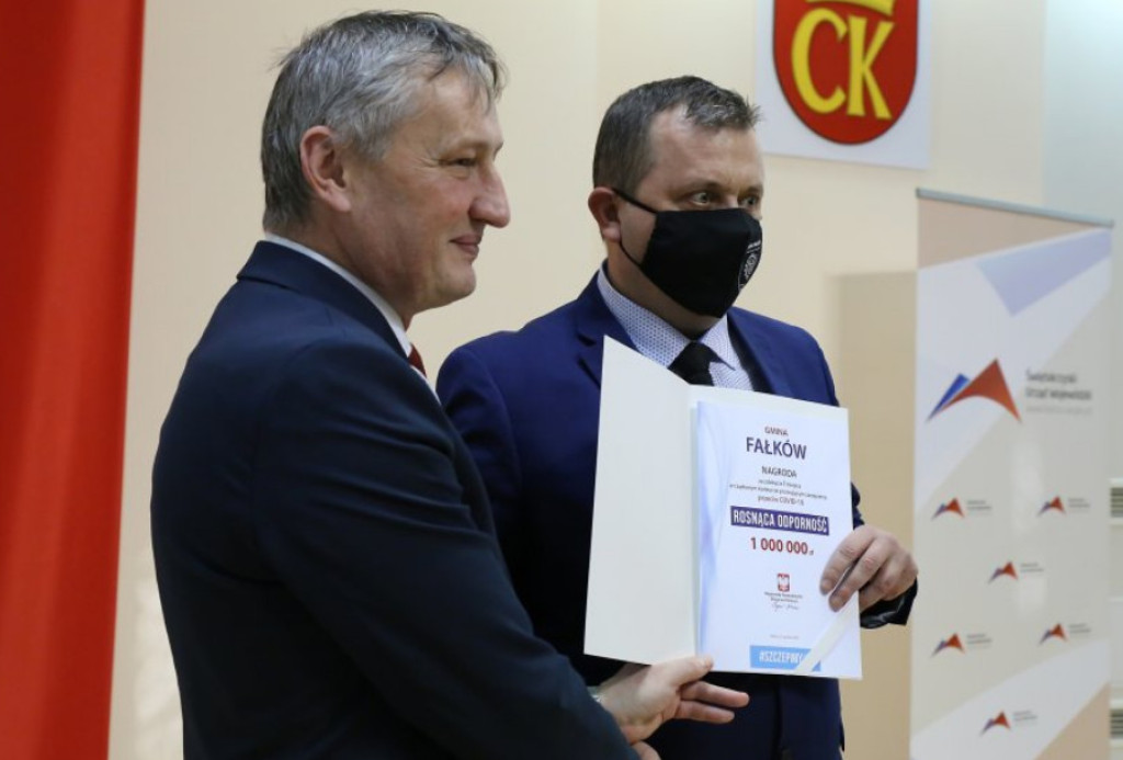 Fałków, Radoszyce i Ruda nagrodzone za szczepienia [zdjęcia]