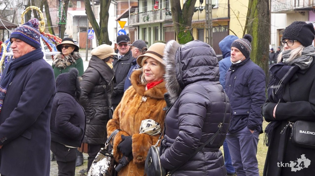 WIDEO: Królewski dzień w Radoszycach. Pojawiło się pięć koronowanych głów