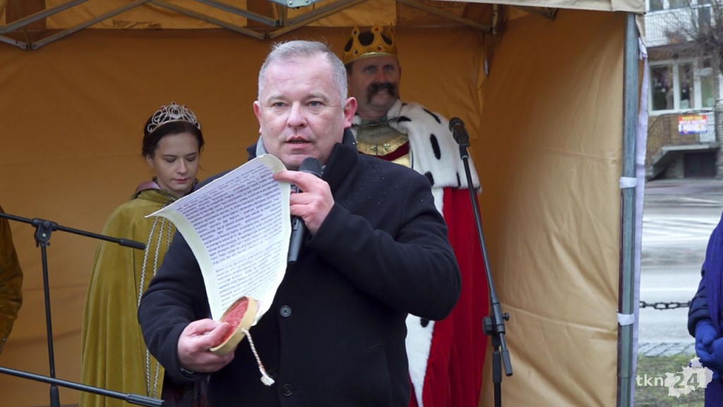 WIDEO: Królewski dzień w Radoszycach. Pojawiło się pięć koronowanych głów