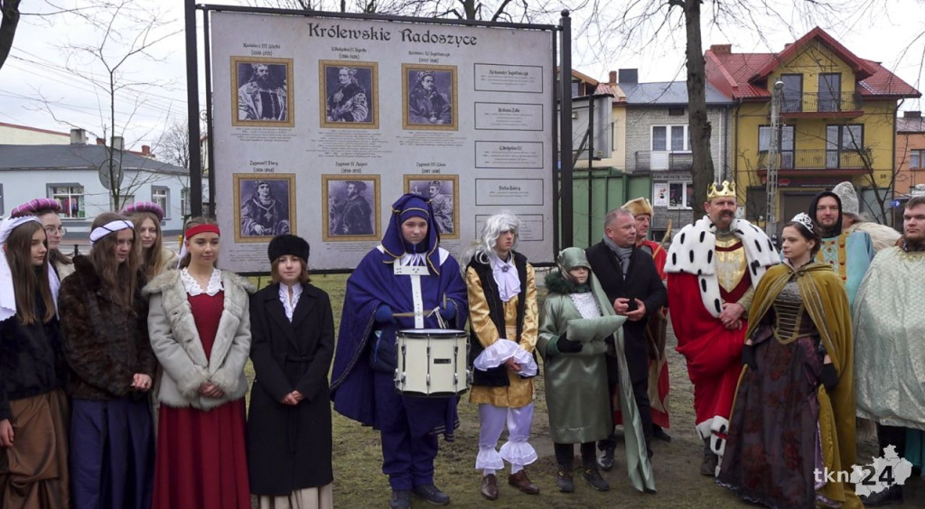 WIDEO: Królewski dzień w Radoszycach. Pojawiło się pięć koronowanych głów
