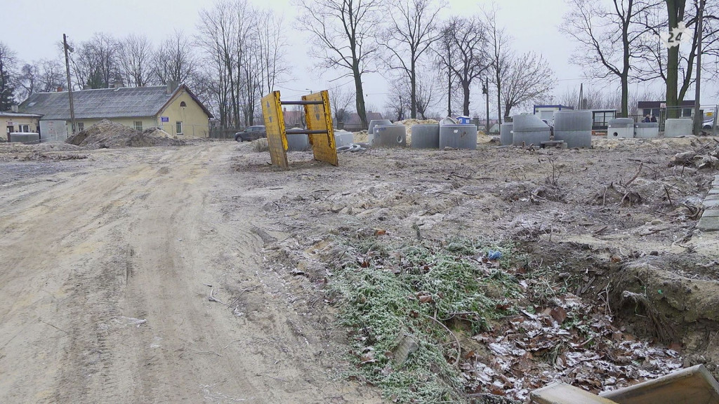 Końskie: Zmienia się park i jego otoczenie [wideo]