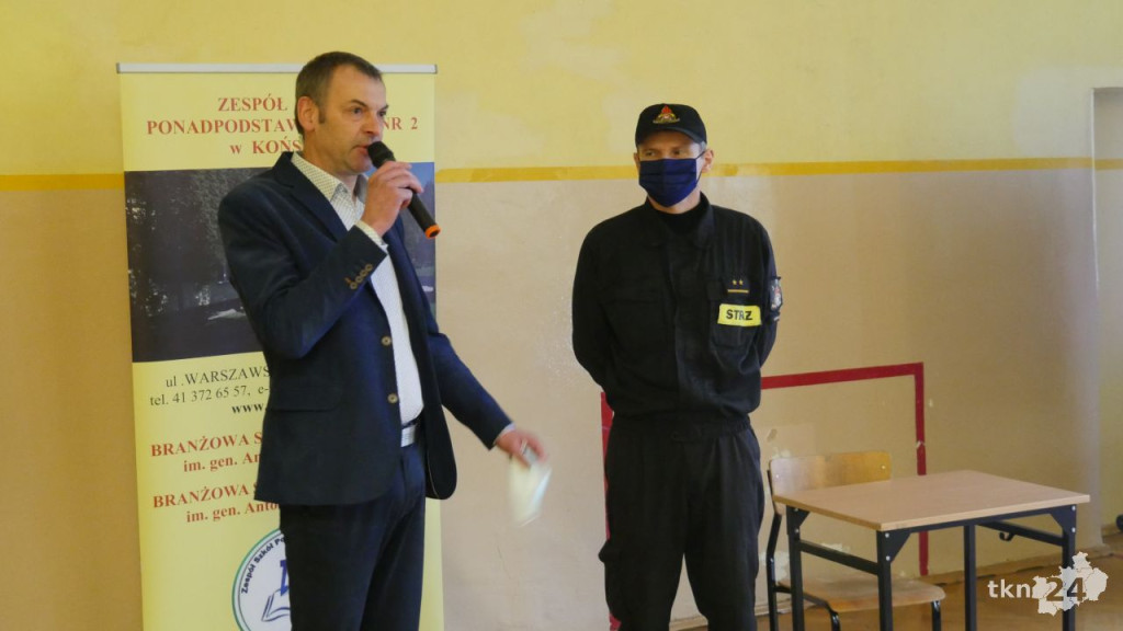 Czad `cichy zabójca`. Prelekcja edukacyjna w ZSP II w Końskich [wideo, zdjęcia]