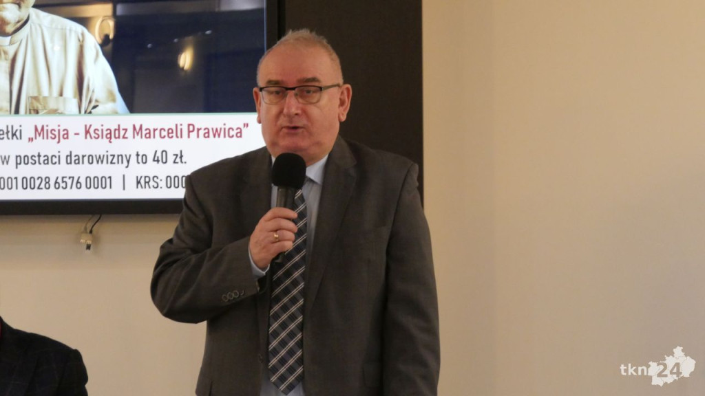 Misja. Ksiądz Marceli Prawica. Powstał piękny album o wyjątkowym kapłanie [wideo, zdjęcia]