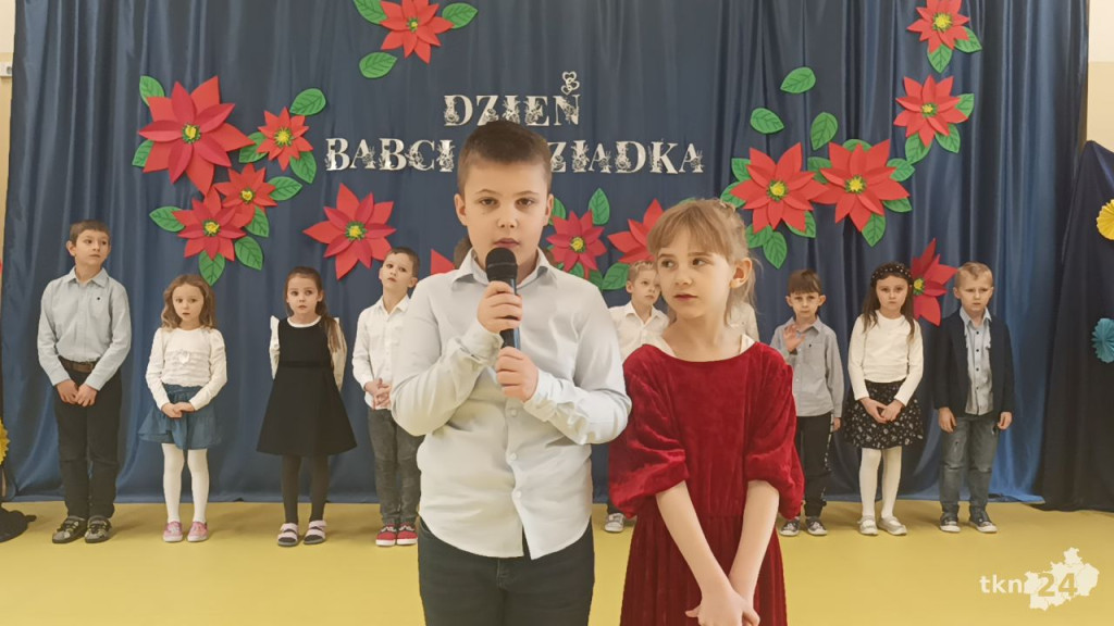 Przedszkolaki z Bajkowej Krainy dla babć i dziadków [wideo, zdjęcia]