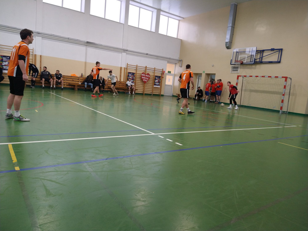 I część Turnieju Futsalu dla WOŚP w Miedzierzy już za nami! [wideo, zdjęcia]
