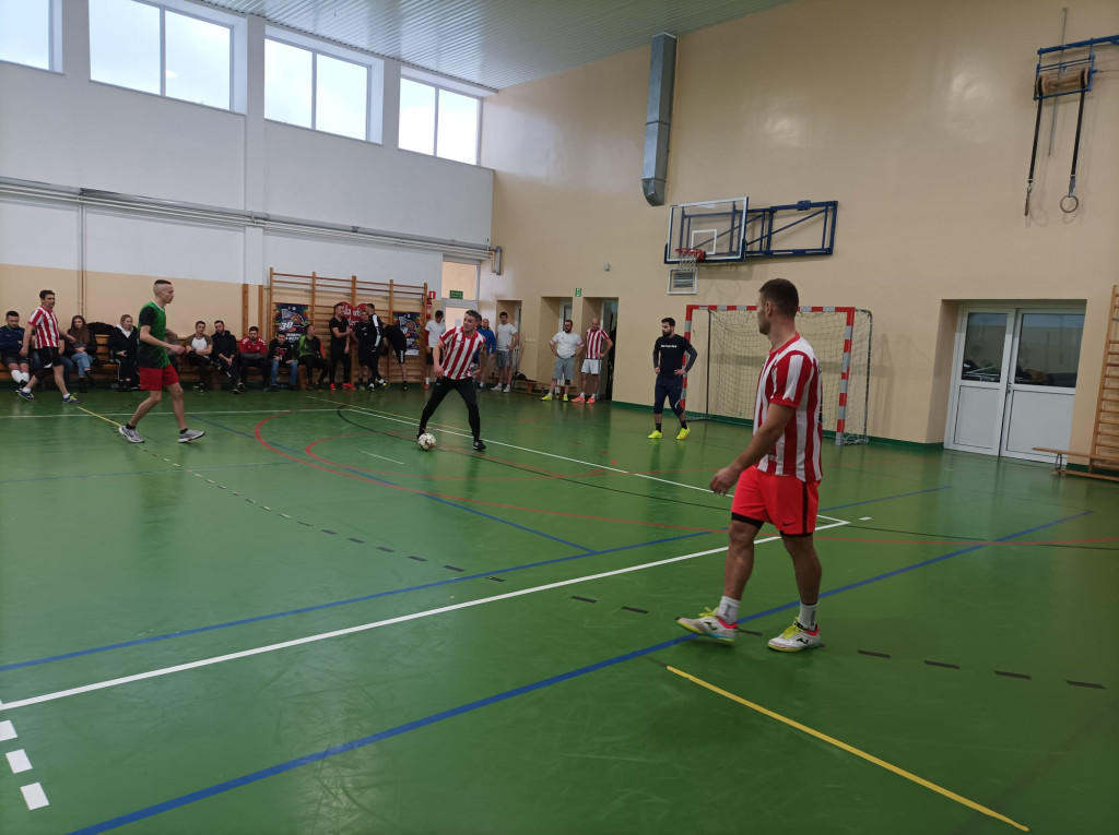 I część Turnieju Futsalu dla WOŚP w Miedzierzy już za nami! [wideo, zdjęcia]