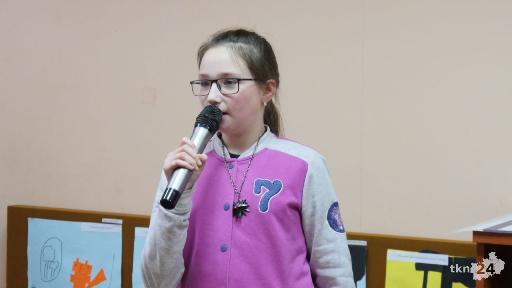 Dzieciaki w rolach seniorów! Ferie zimowe z CKiAL w Gowarczowie [wideo, zdjęcia]