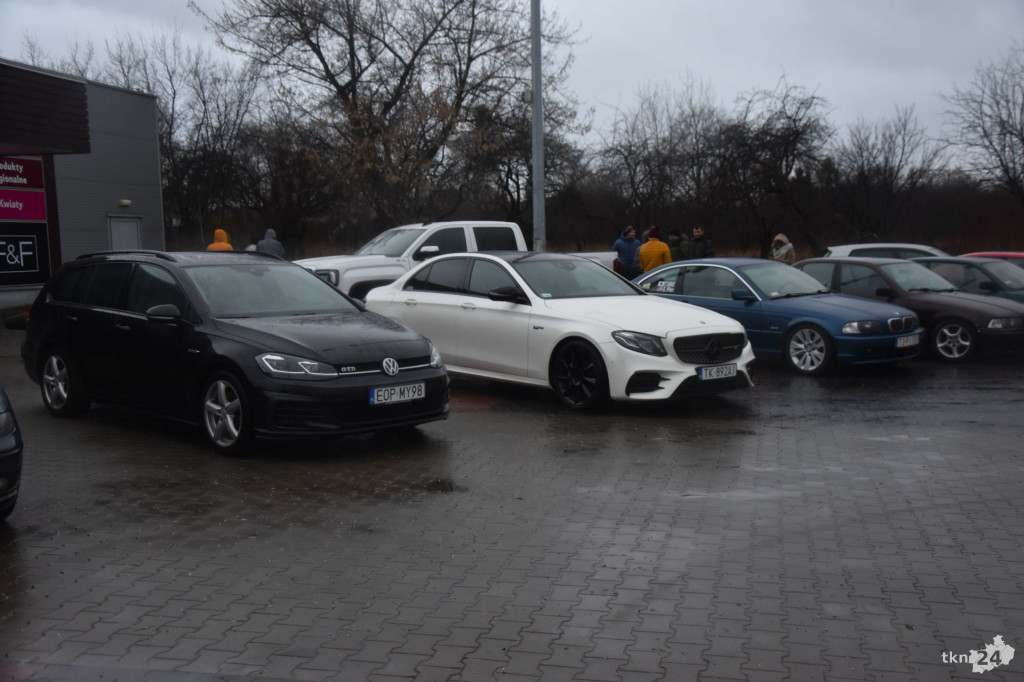 Finał WOŚP w Końskich. Morsowanie, motospot i licytacje! [wideo, zdjęcia]