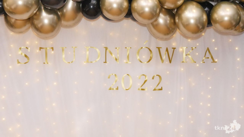 WIDEO: Studniówka I LO w Końskich 2022