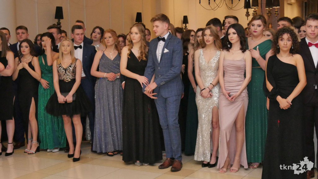 WIDEO: Studniówka I LO w Końskich 2022
