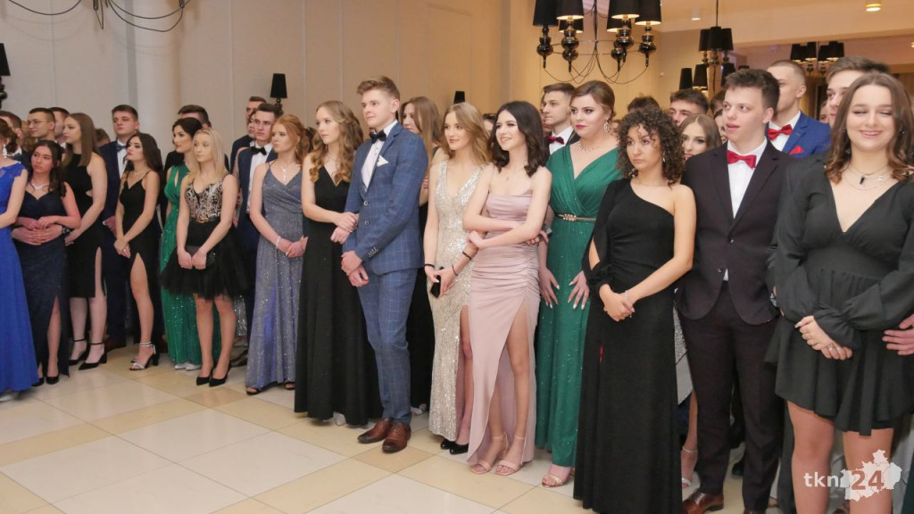 WIDEO: Studniówka I LO w Końskich 2022