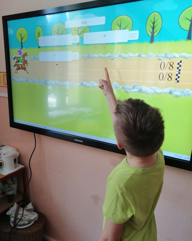 PSP nr 1 Stąporków zaprasza przedszkolaków i uczniów! [zdjęcia]