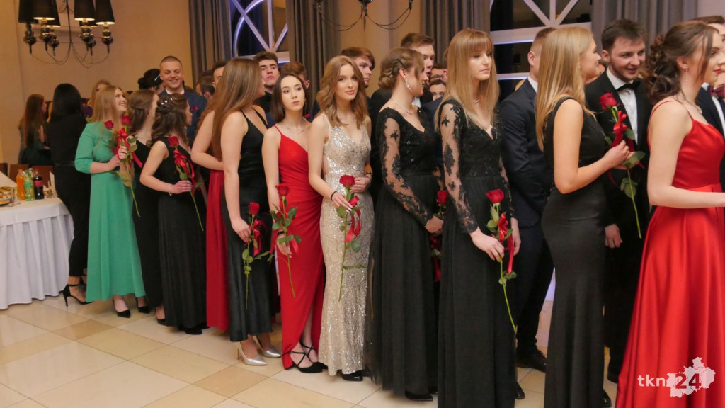 WIDEO: Studniówka I LO w Końskich 2022