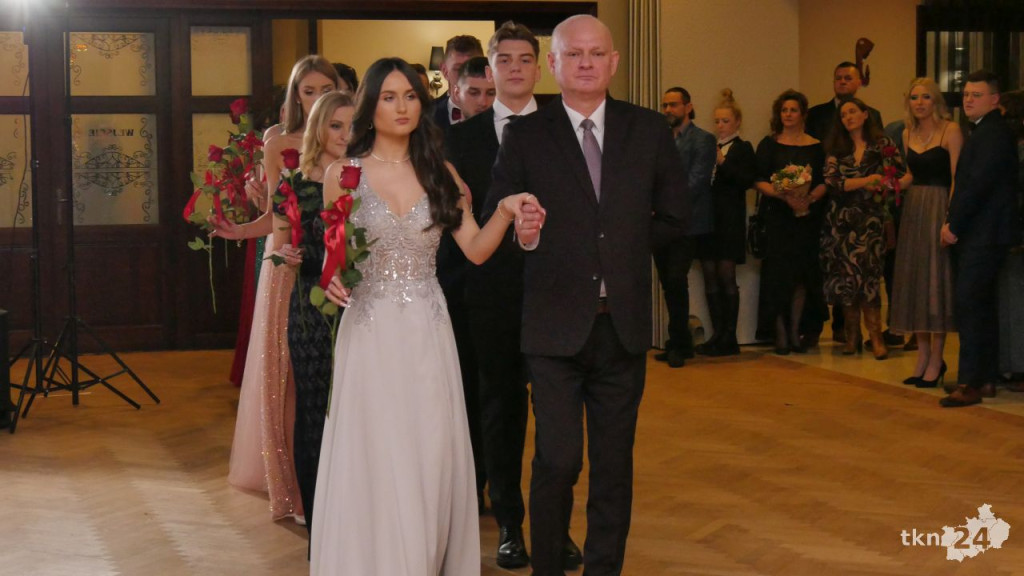 WIDEO: Studniówka I LO w Końskich 2022
