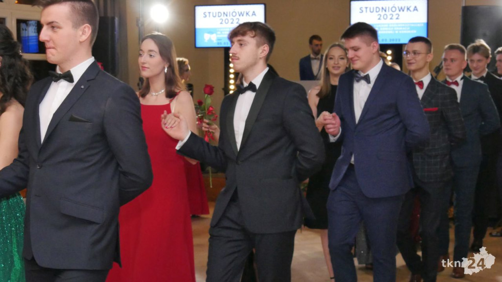 WIDEO: Studniówka I LO w Końskich 2022