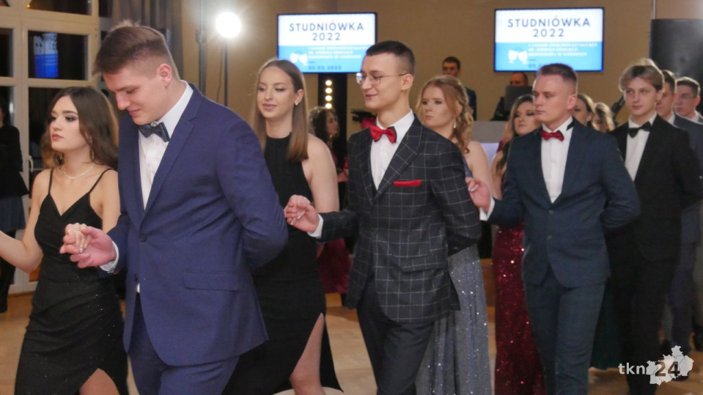 WIDEO: Studniówka I LO w Końskich 2022
